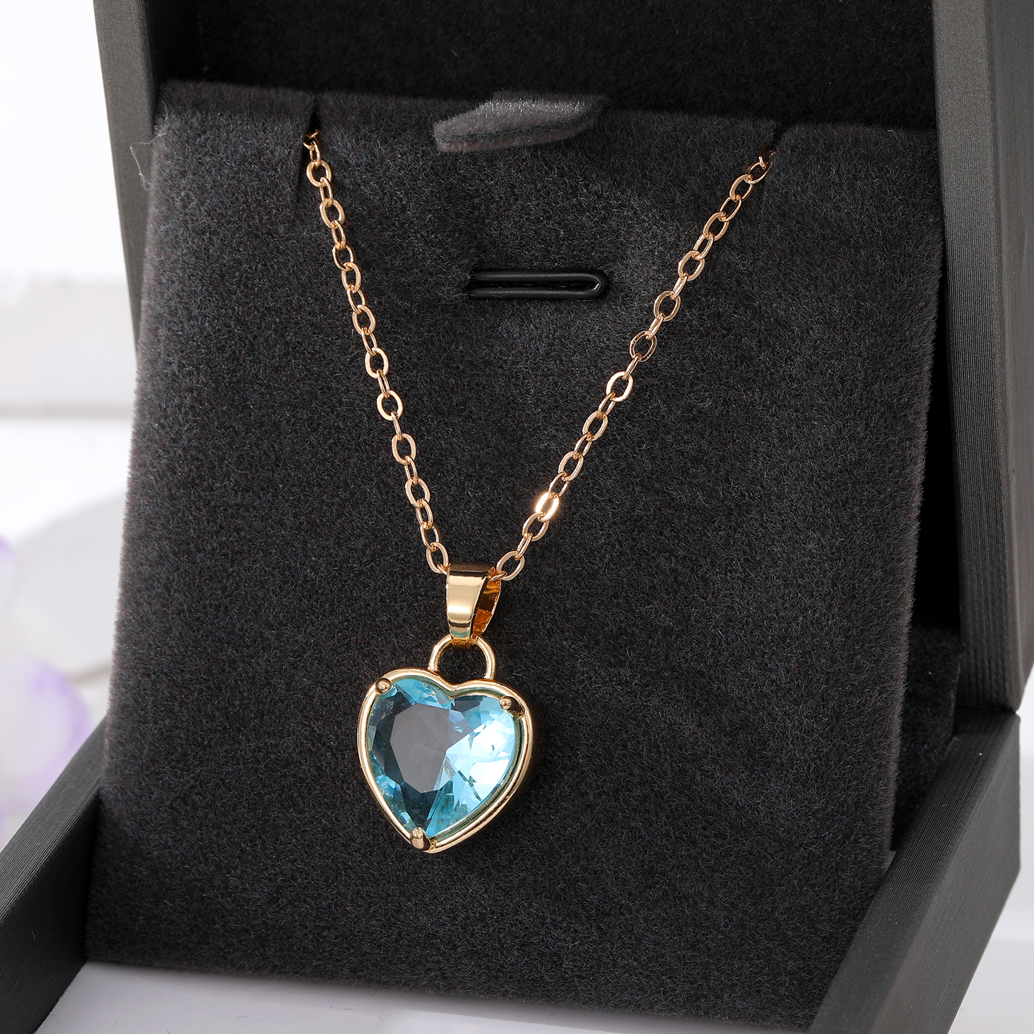 Fashion Heart Shape Alloy Inlay Glass Women's Pendant Necklace 1 Piece display picture 8