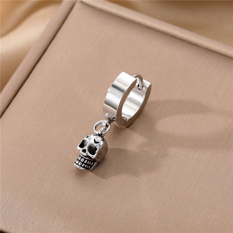 1 Piece Vintage Style Skull Plating Stainless Steel Dangling Earrings display picture 4