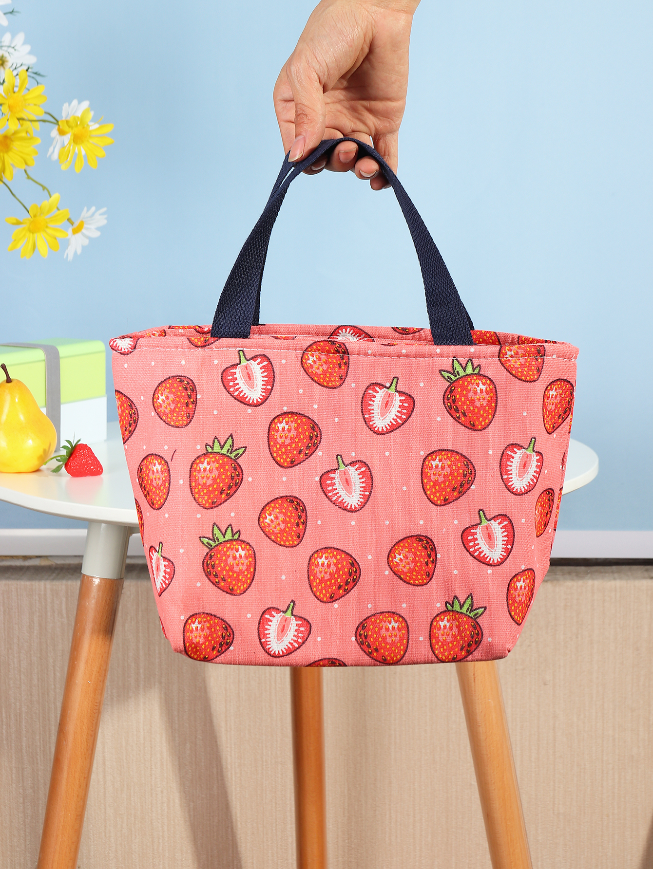 Cute Strawberry Aluminum Foil Storage Bag display picture 2