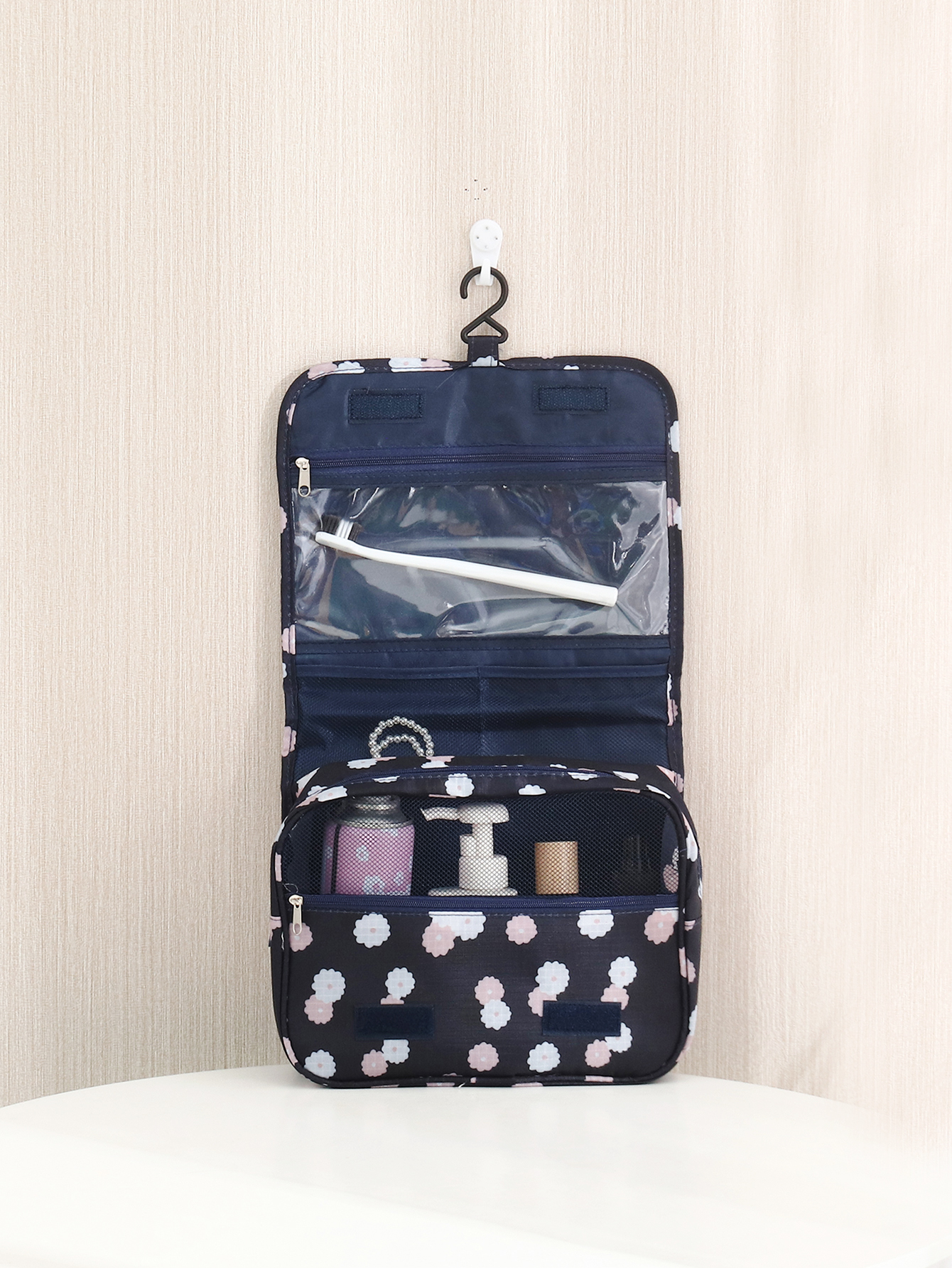Fashion Flower Polyester Wash Bag display picture 3