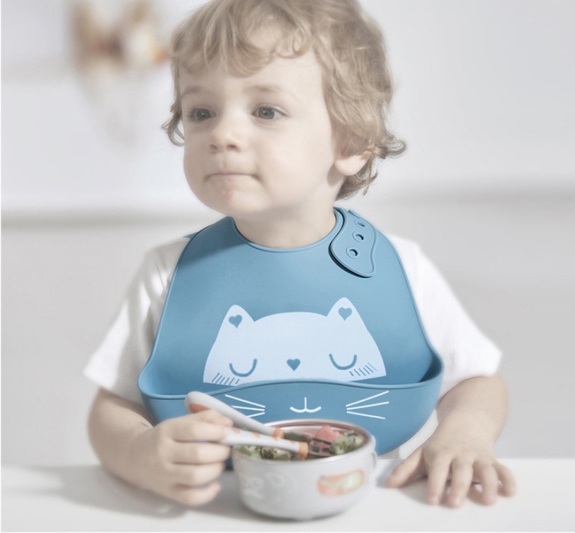 Cute Cartoon Edible Silicon Baby Accessories display picture 1