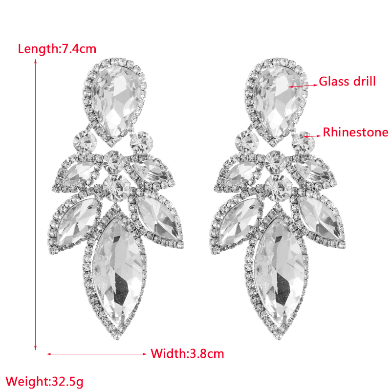 Simple Style Leaf Alloy Inlay Rhinestones Women's Drop Earrings 1 Pair display picture 1