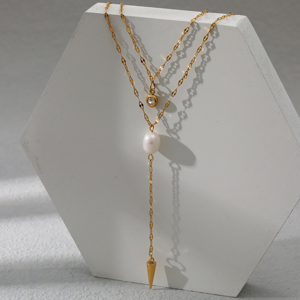 Simple Style Geometric Stainless Steel Gold Plated Artificial Pearls Layered Necklaces 1 Piece display picture 2