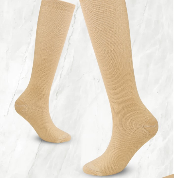 Unisex Sports Solid Color Nylon Jacquard Over The Knee Socks display picture 1