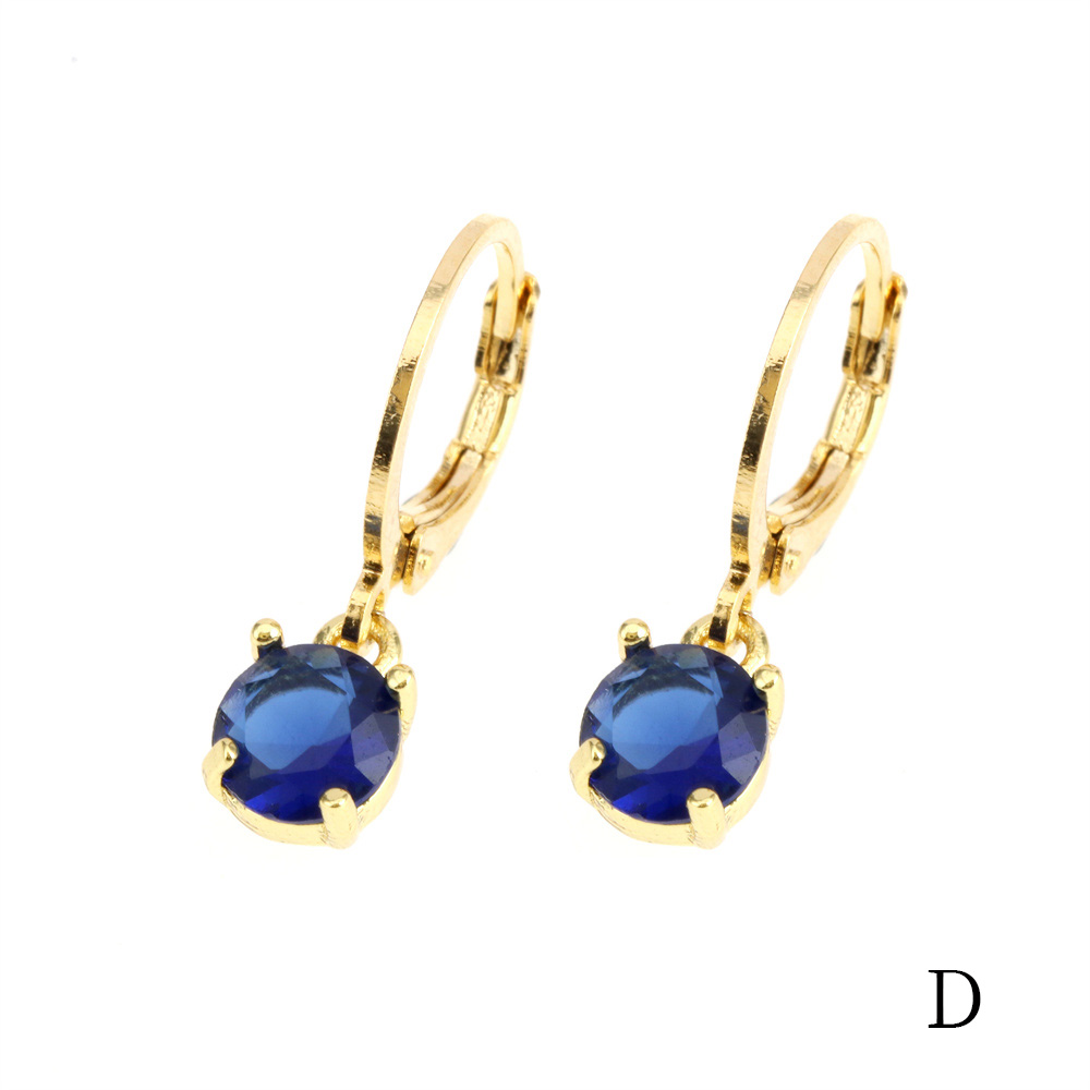 1 Paire Style Simple Brillant Rond Carré Placage Incruster Le Cuivre Zircon Plaqué Or 18k Boucles D'oreilles display picture 11