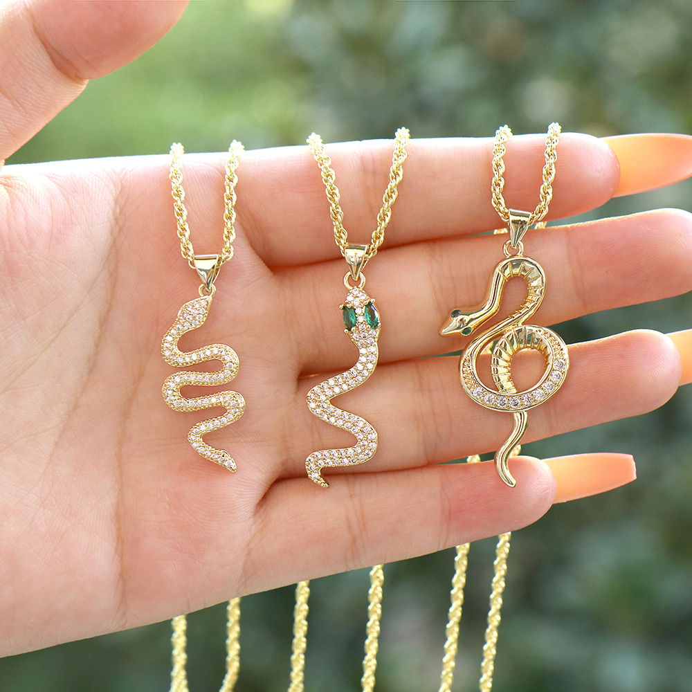 Elegant Snake Copper Plating Zircon Pendant Necklace display picture 8
