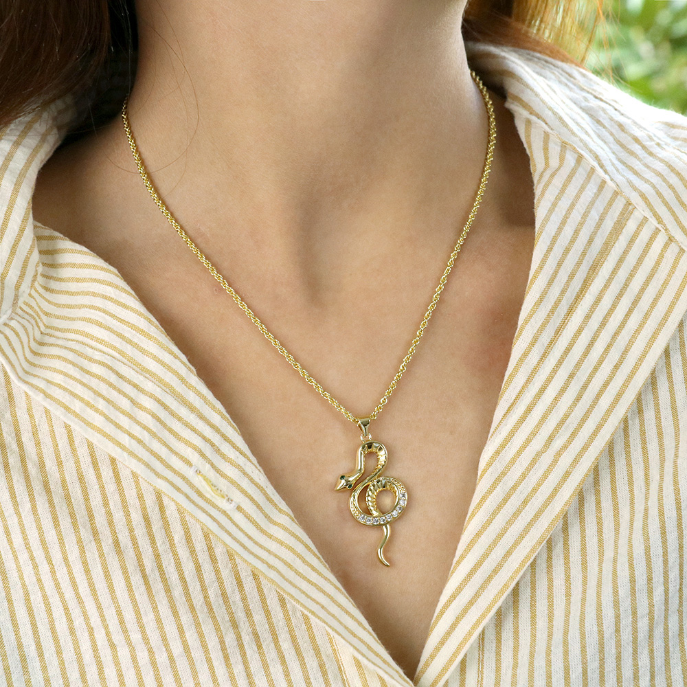 Elegant Snake Copper Plating Zircon Pendant Necklace display picture 10
