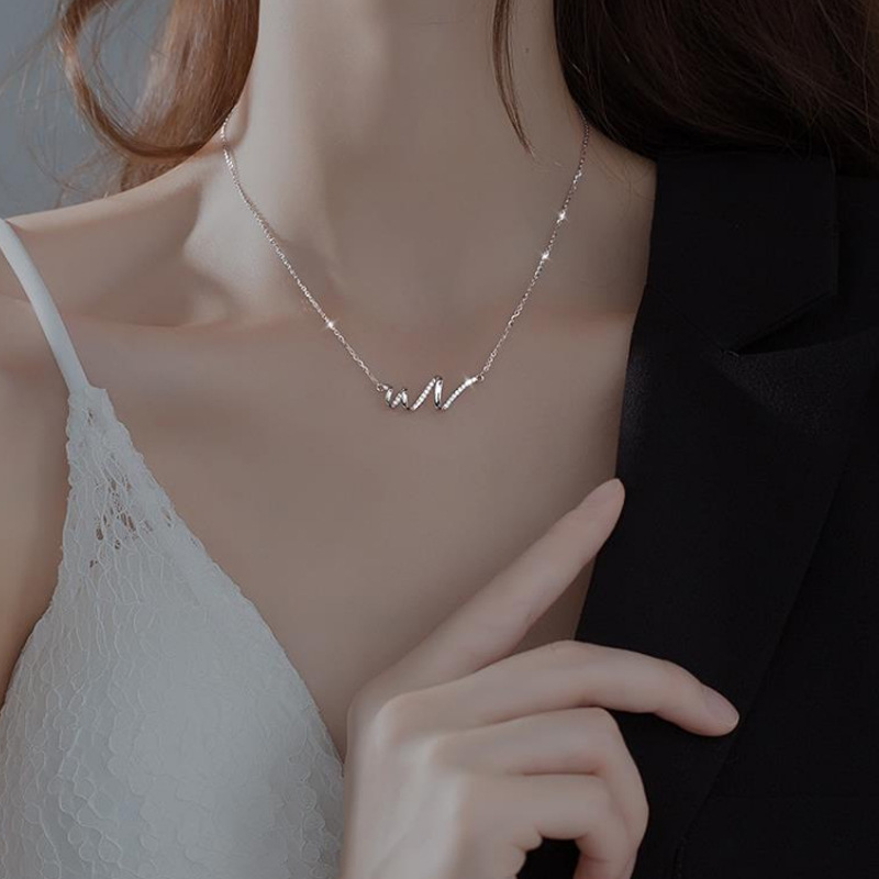 Fashion Waves The Answer Alloy Three-dimensional Artificial Diamond Women's Choker display picture 3