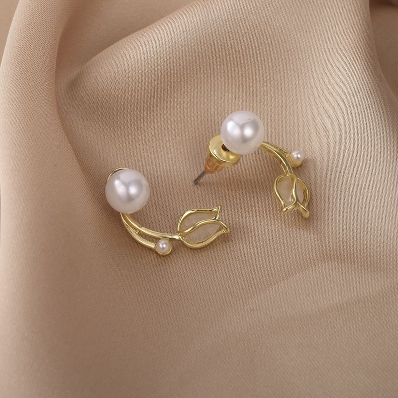 1 Paar Mode Blume Inlay Legierung Künstliche Perlen Opal Ohrstecker display picture 1
