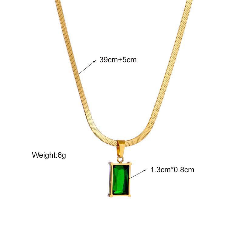 Basic Rectangle Titanium Steel Gold Plated Rhinestones Gold Plated Pendant Necklace display picture 2