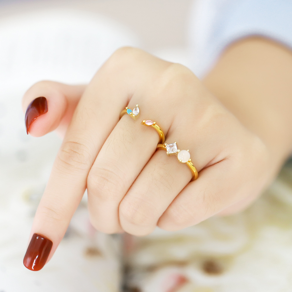 Simple Style Asymmetrical Irregular Copper Gold Plated Zircon Open Ring 1 Piece display picture 3
