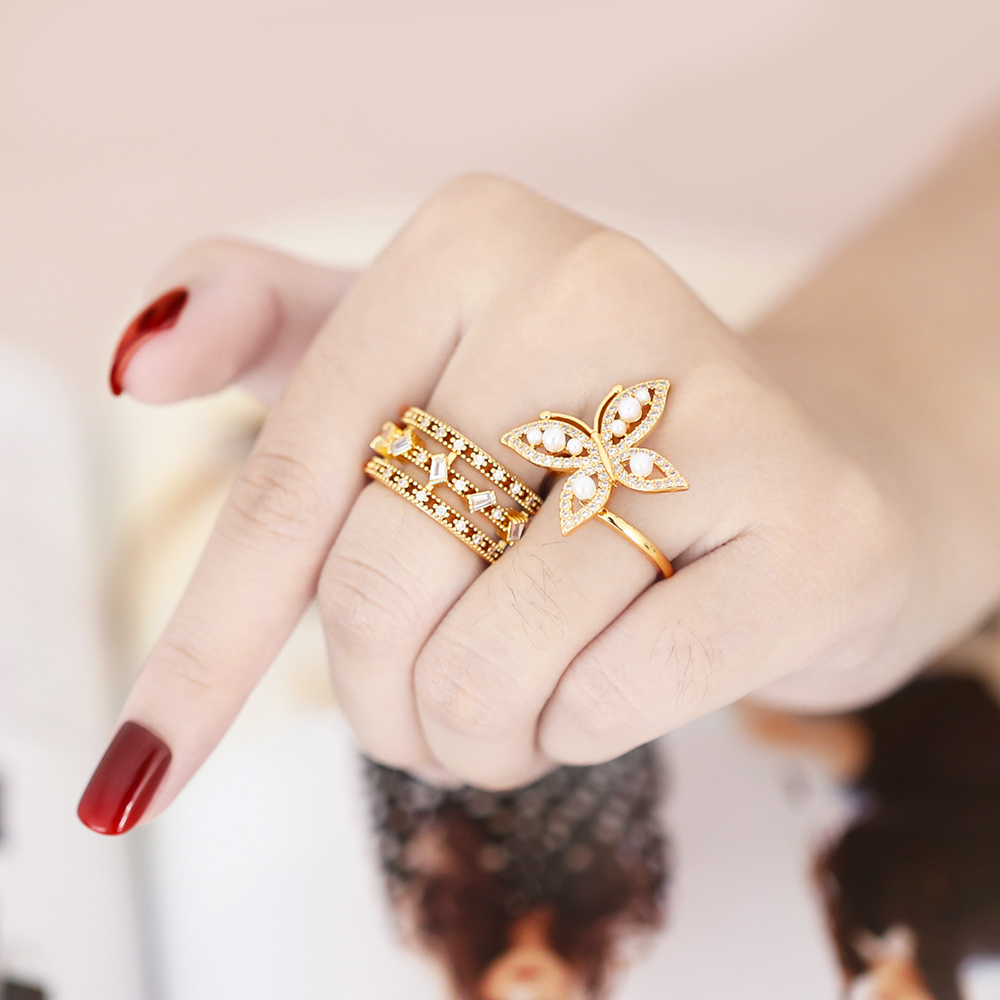 Klassischer Stil Geometrisch Schmetterling Kupfer Vergoldet Künstliche Perlen Zirkon Offener Ring 1 Stück display picture 4