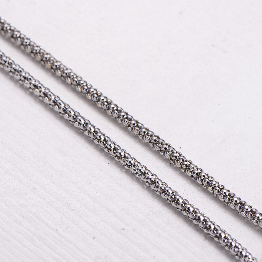 Retro Curve Stainless Steel Plating Chain Necklace 1 Piece display picture 4