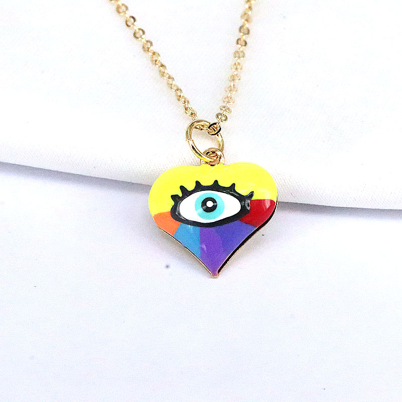 Fashion Devil's Eye Heart Shape Gold Plated Plating Women's Pendant Necklace 1 Piece display picture 6