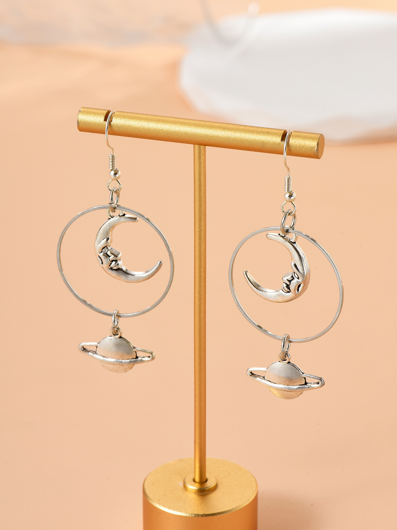 Fashion Moon Alloy Women's Drop Earrings 1 Pair display picture 3