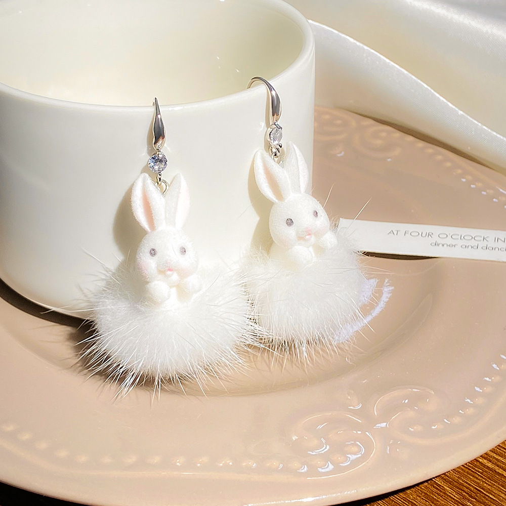 Cute Rabbit Resin Plush Inlay Rhinestones Women's Drop Earrings 1 Pair display picture 2