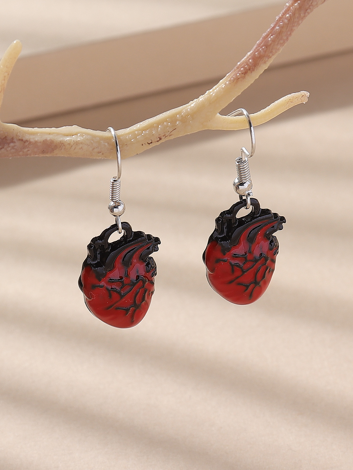 Fashion Heart Resin Women's Drop Earrings 1 Pair display picture 1