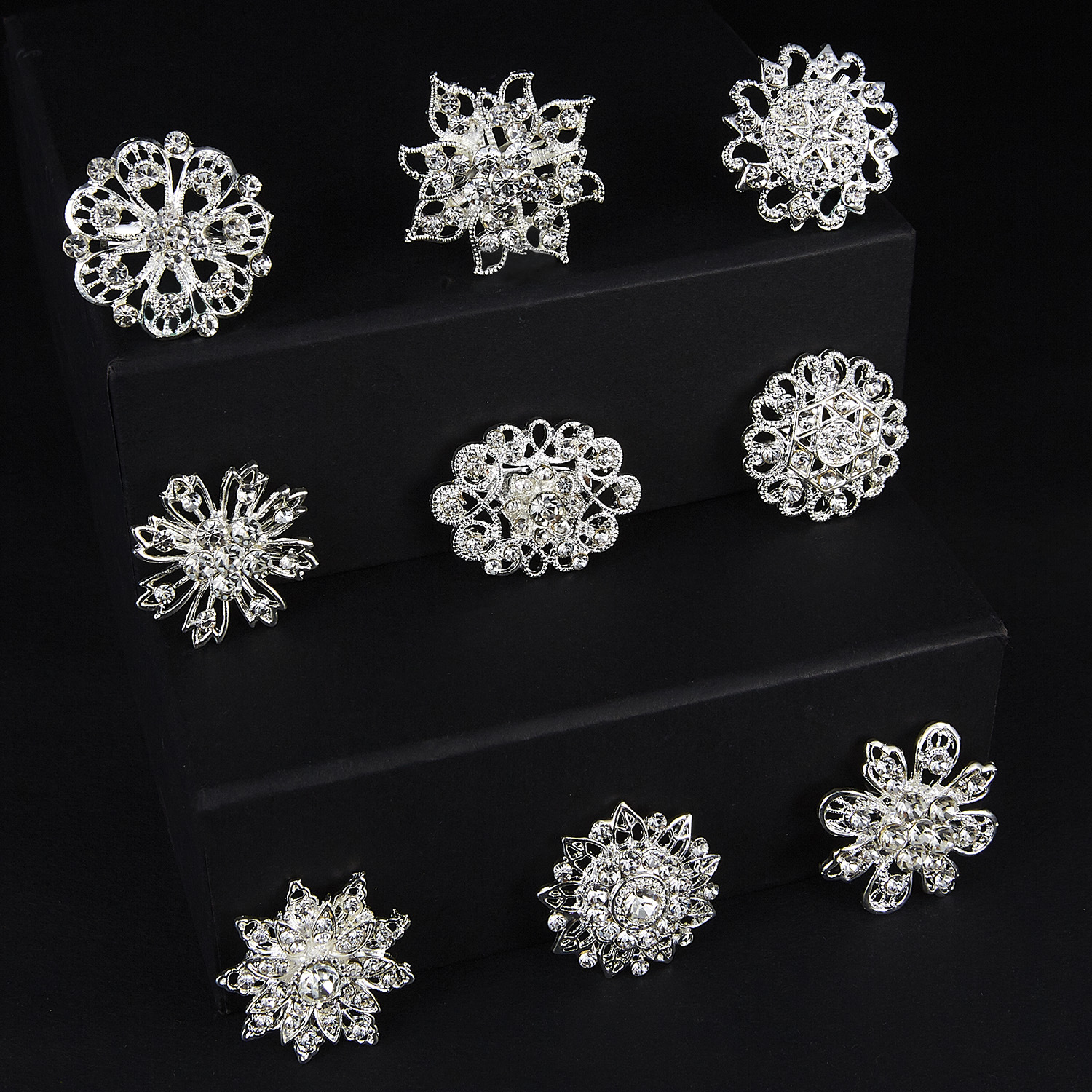 Moda Copo De Nieve Aleación Ahuecar Embutido Diamantes De Imitación Mujeres Broches 1 Pieza display picture 4