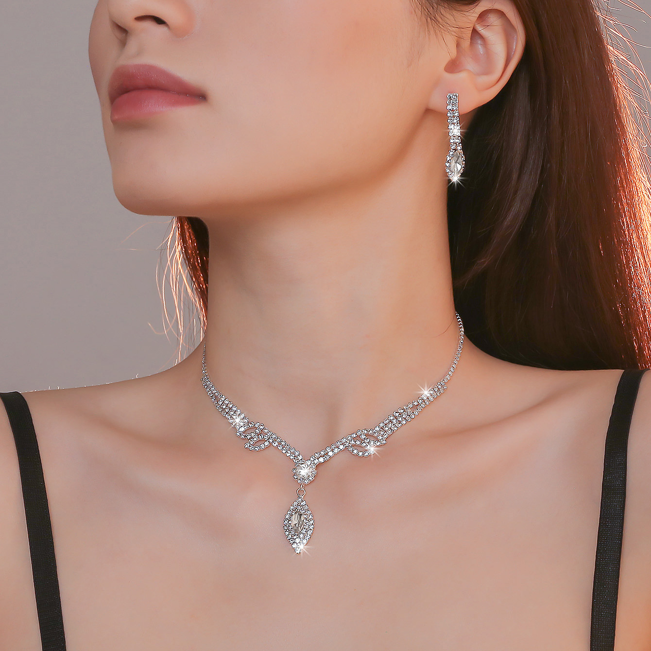 Elegant Water Droplets Tassel Artificial Crystal Metal Inlay Rhinestones Earrings Necklace 1 Set display picture 2