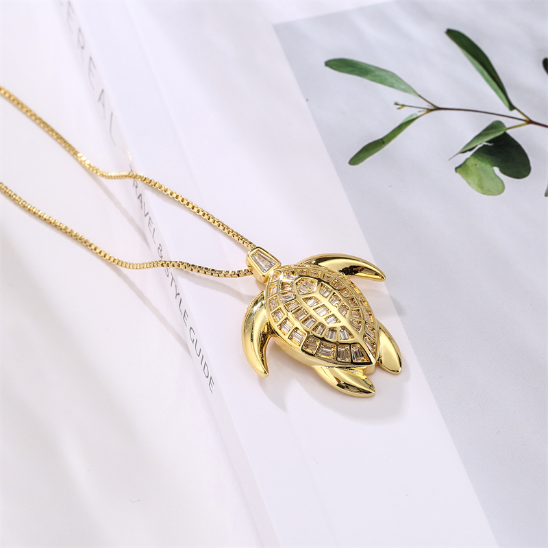 Fashion Tortoise Crab Copper Inlay Zircon Necklace display picture 12