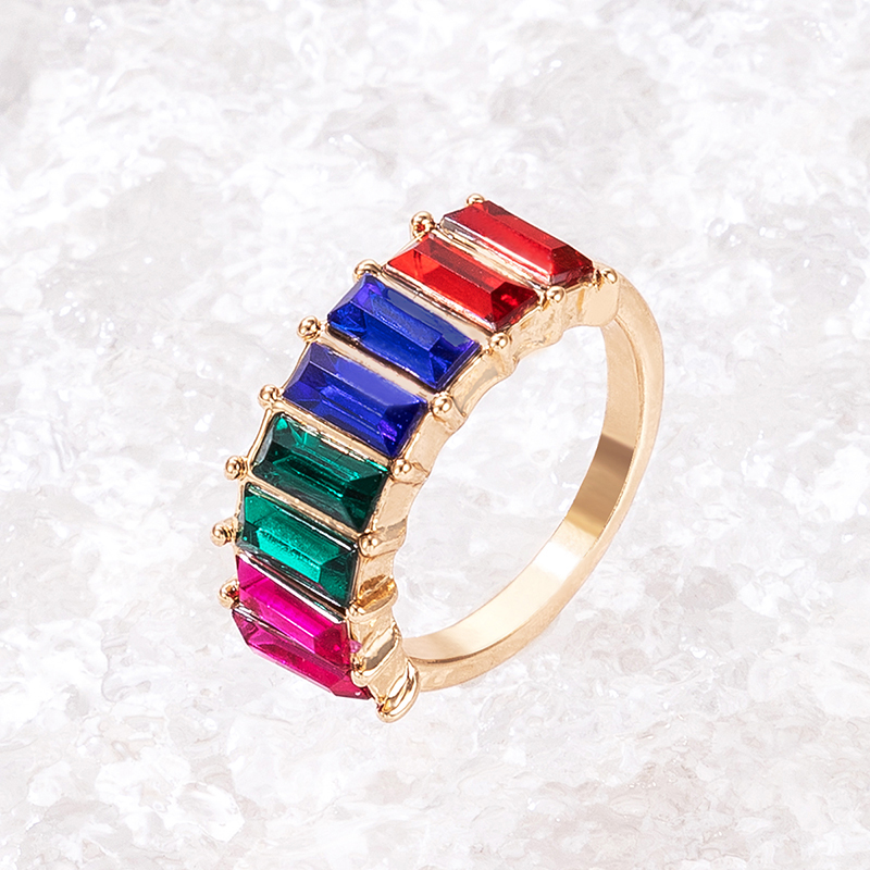 Fashion Geometric Alloy Gold Plated Zircon Unisex Rings 1 Piece display picture 5
