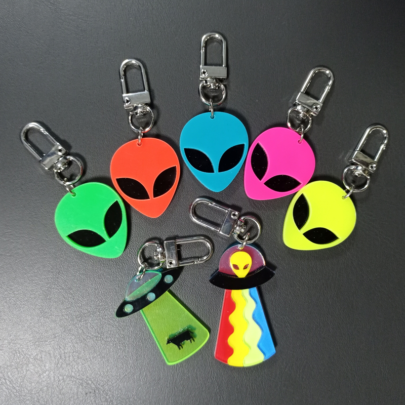 Funny Alien Ufo Arylic Bag Pendant Keychain 1 Piece display picture 2