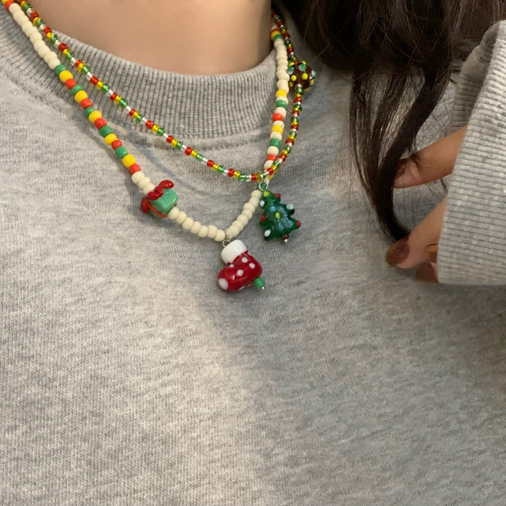 Süß Weihnachtsmann Glas Perlen Weihnachten Unisex Halskette Mit Anhänger 1 Stück display picture 4