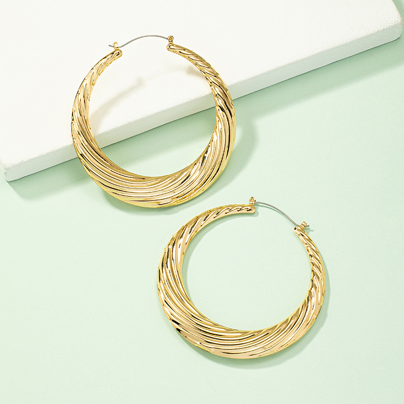 Fashion Stripe Solid Color Alloy Plating Women's Hoop Earrings 1 Pair display picture 1