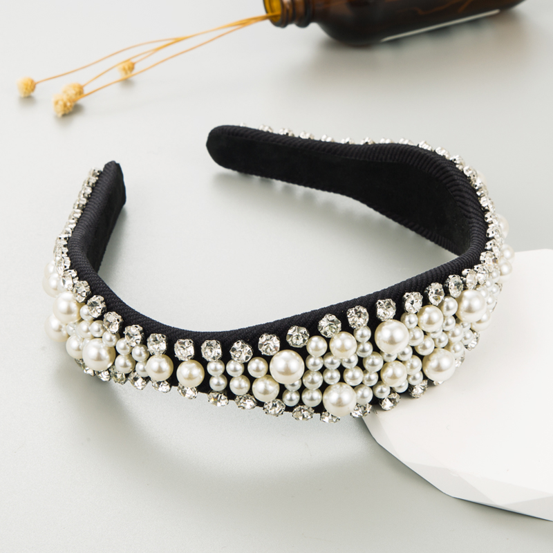Classic Style Irregular Cloth Inlay Artificial Pearls Rhinestones Hair Band 1 Piece display picture 7