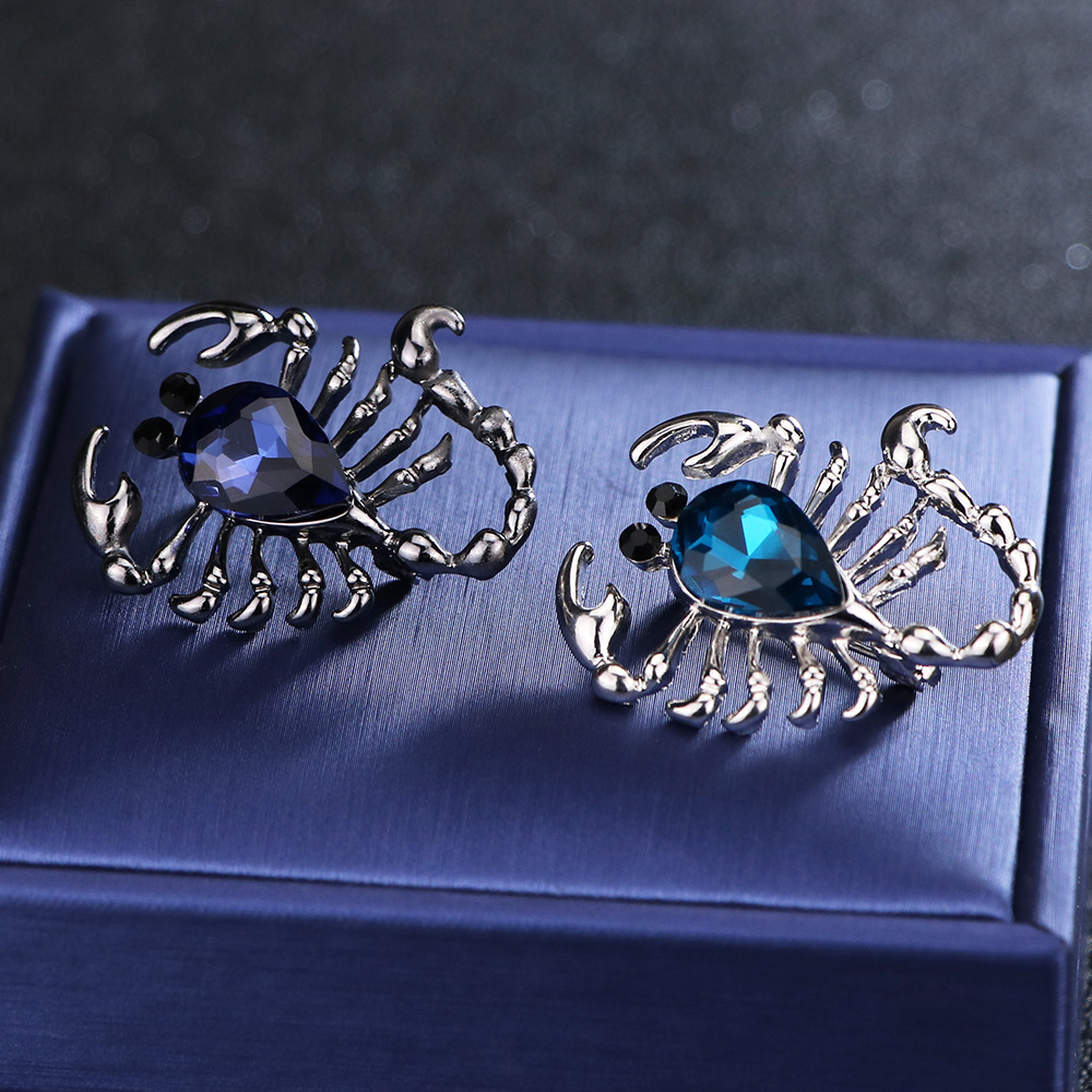 Fashion Scorpion Alloy Plating Artificial Crystal Unisex Brooches display picture 3
