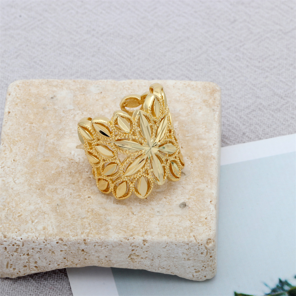 Fashion Snowflake Copper Gold Plated Open Ring 1 Piece display picture 9