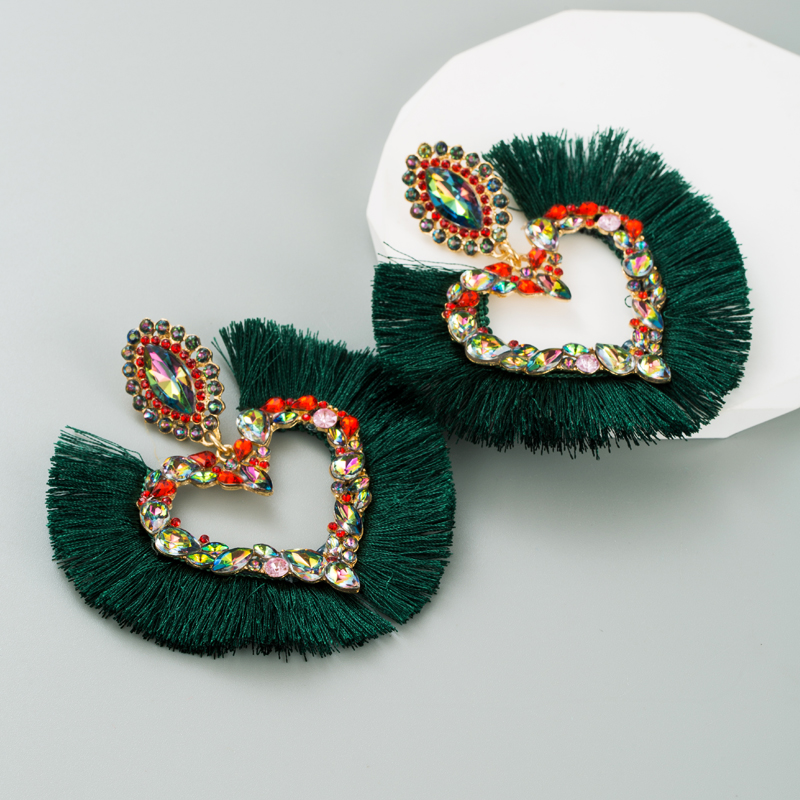Vintage Style Tassel Heart Shape Alloy Inlay Rhinestones Women's Drop Earrings 1 Pair display picture 4