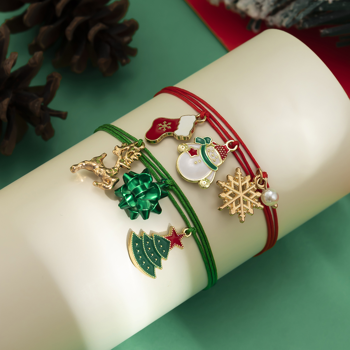 Cute Christmas Tree Snowman Snowflake Imitation Pearl Alloy Wax Line Enamel Braid Christmas Women's Bracelets display picture 4