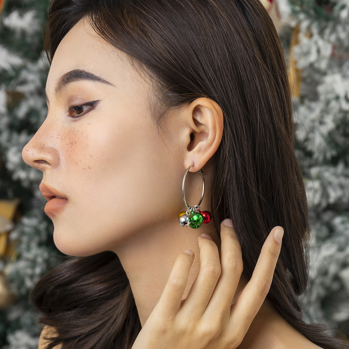 Fashion Christmas Tree Snowflake Elk Alloy Beaded Enamel Inlay Rhinestones Pearl Women's Drop Earrings 1 Pair display picture 26