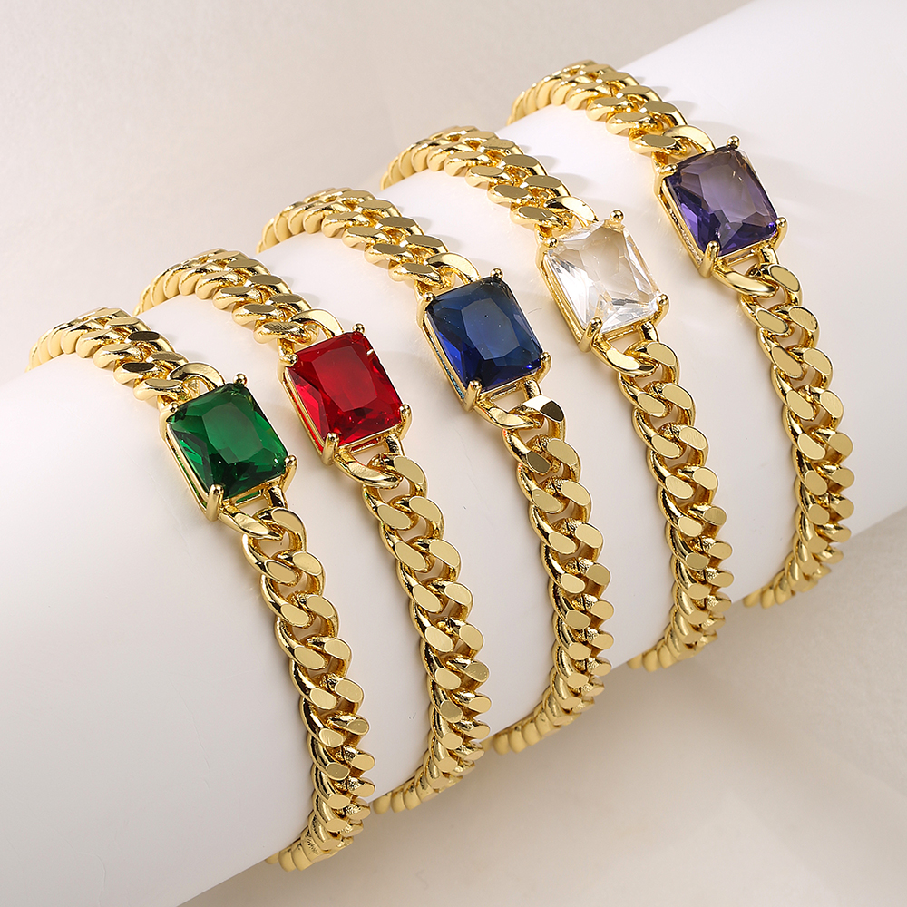 Fashion Geometric Copper Gold Plated Zircon Bracelets 1 Piece display picture 4