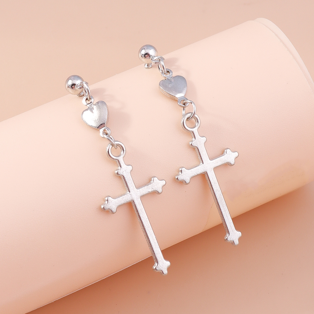 Retro Cross Heart Shape Alloy Women's Drop Earrings 1 Pair display picture 2