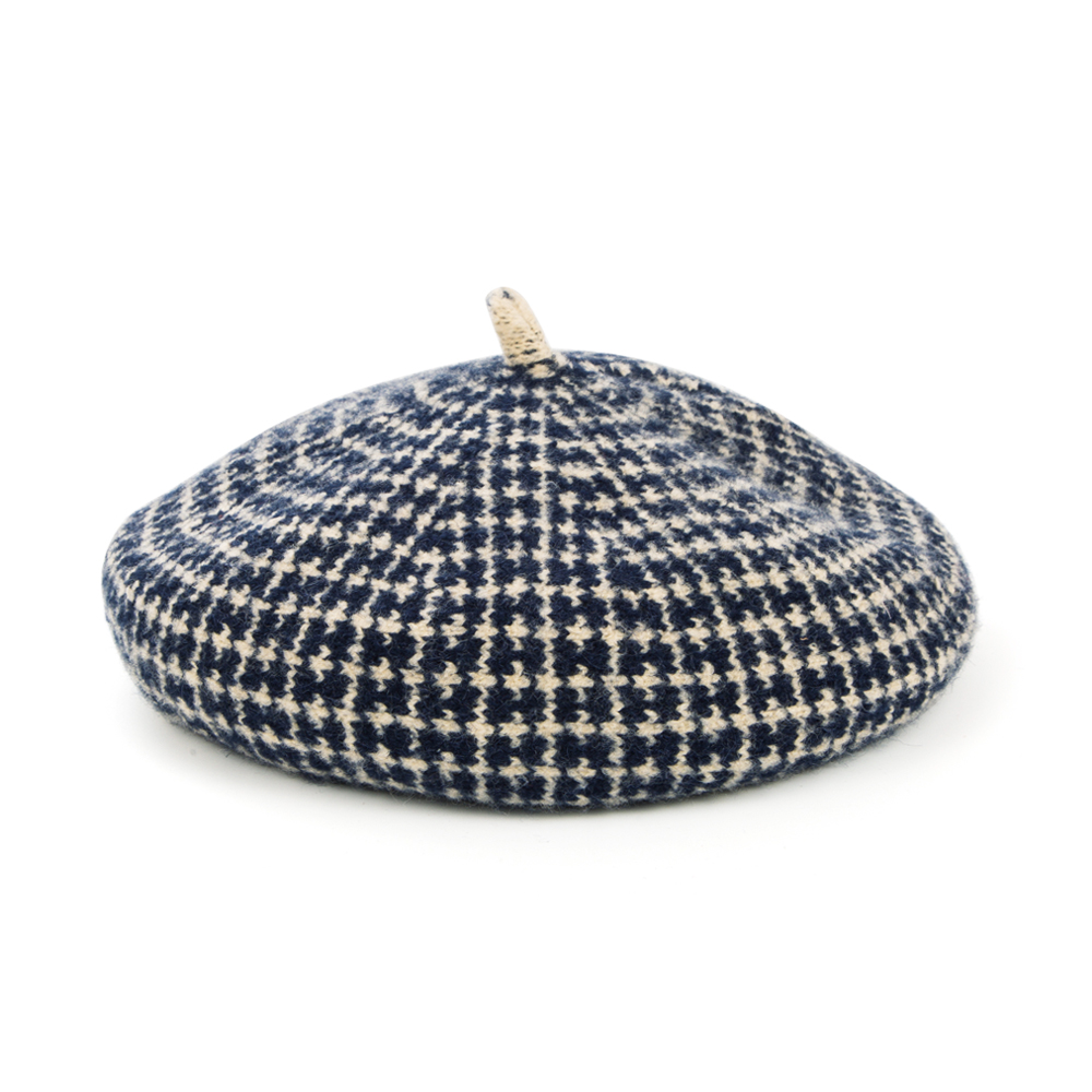 Women's Fashion Plaid Eaveless Beret Hat display picture 4