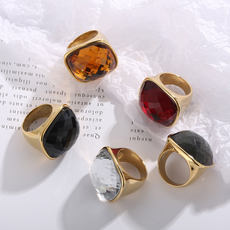 Fashion Square Stainless Steel Polishing Inlay Crystal Glass Rings 1 Piece display picture 5