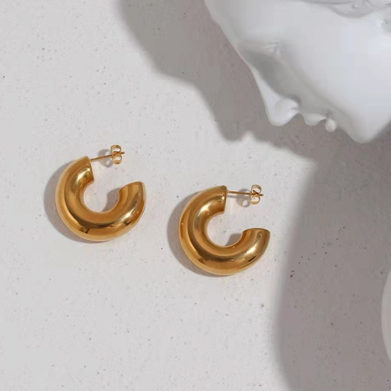 1 Pair Fashion C Shape Titanium Steel Gold Plated Ear Studs display picture 2