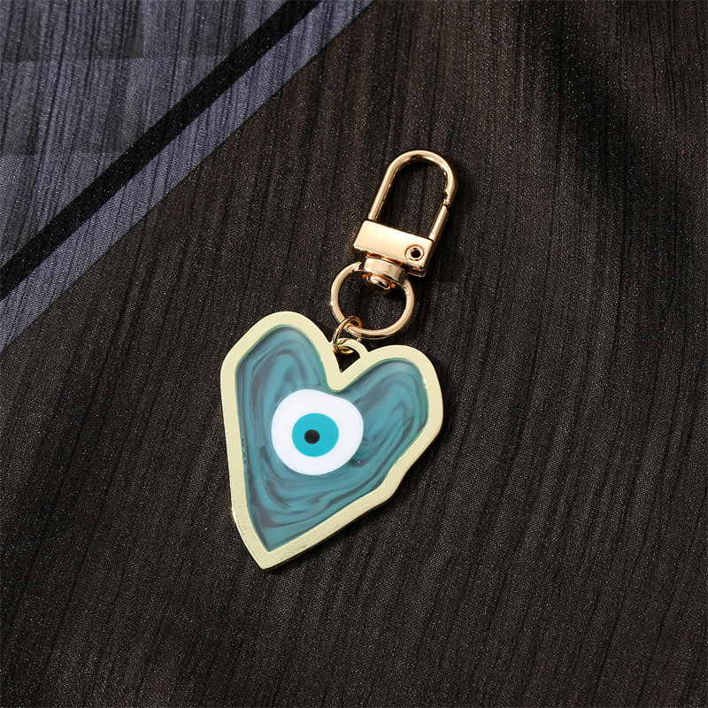 1 Piece Fashion Devil's Eye Heart Shape Arylic Alloy Bag Pendant display picture 7
