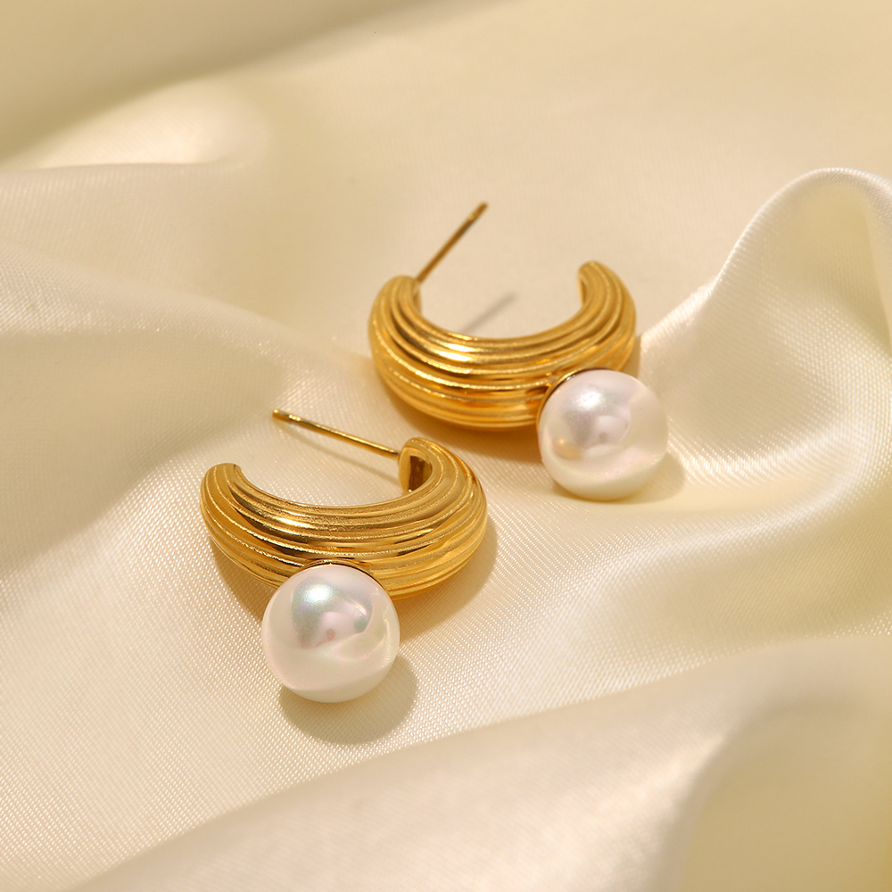 1 Pair Simple Style C Shape Plating Stainless Steel Pearl 18k Gold Plated Ear Studs display picture 5