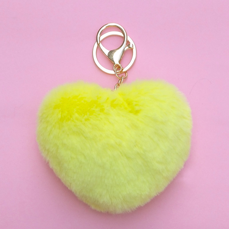 1 Piece Simple Style Heart Shape Faux Rabbit Fur Alloy Patchwork Keychain display picture 1