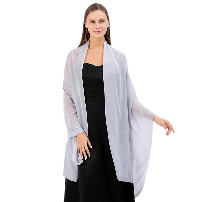 Women's Elegant Solid Color Polyester Shawls display picture 1