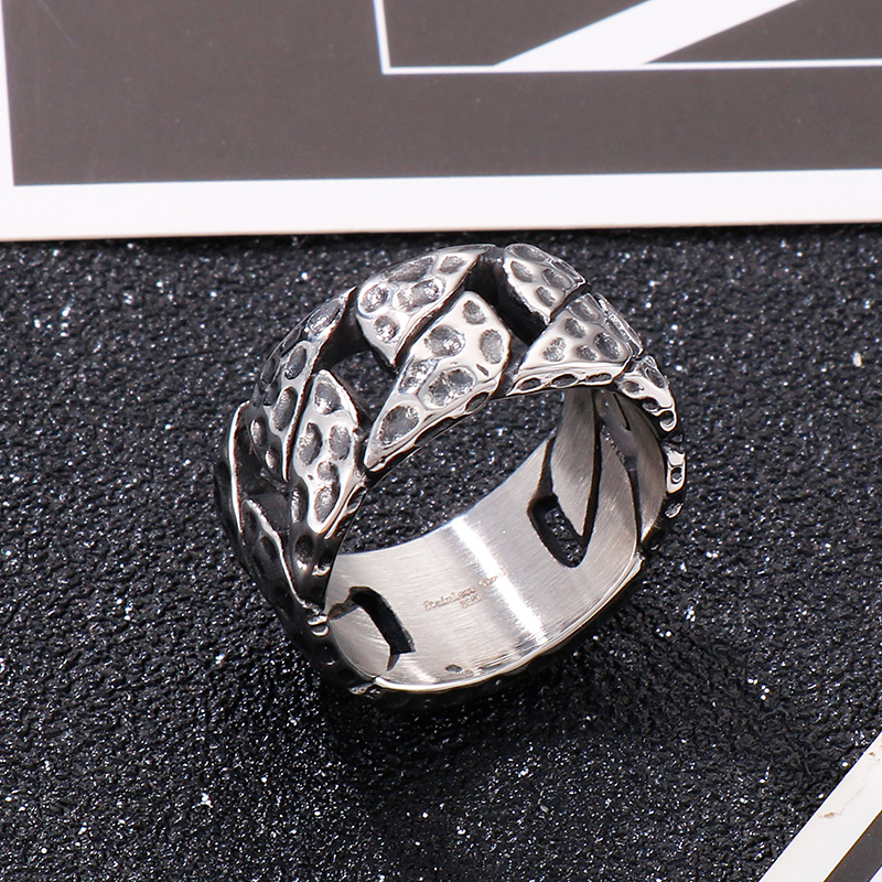 Fashion Geometric Stainless Steel Criss Cross Stripe Men's Rings display picture 10
