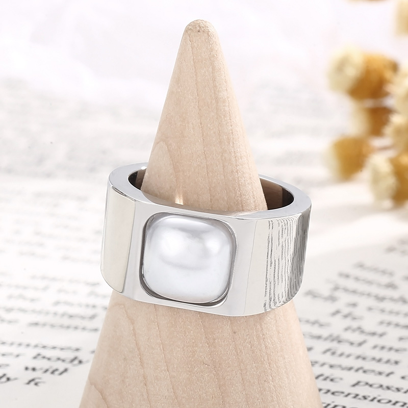 Elegant Square Stainless Steel Polishing Shell Rings 1 Piece display picture 12