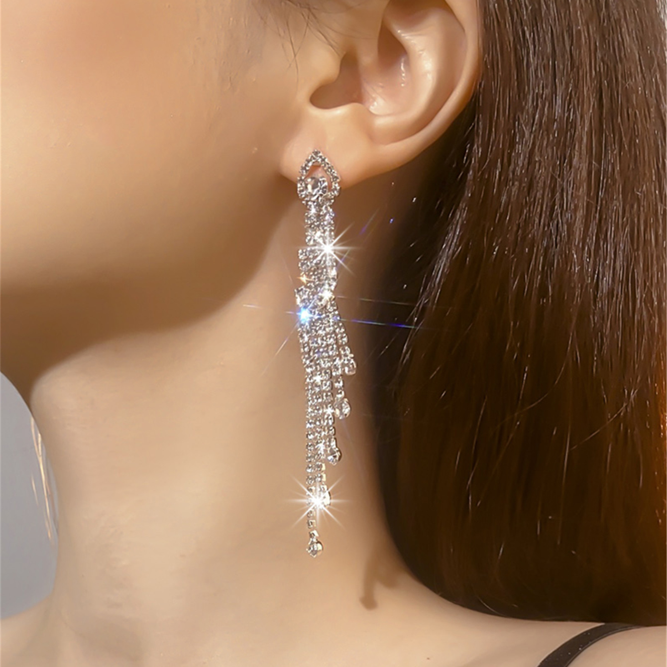 Luxurious Geometric Rhinestone Tassel Drop Earrings 1 Pair display picture 6