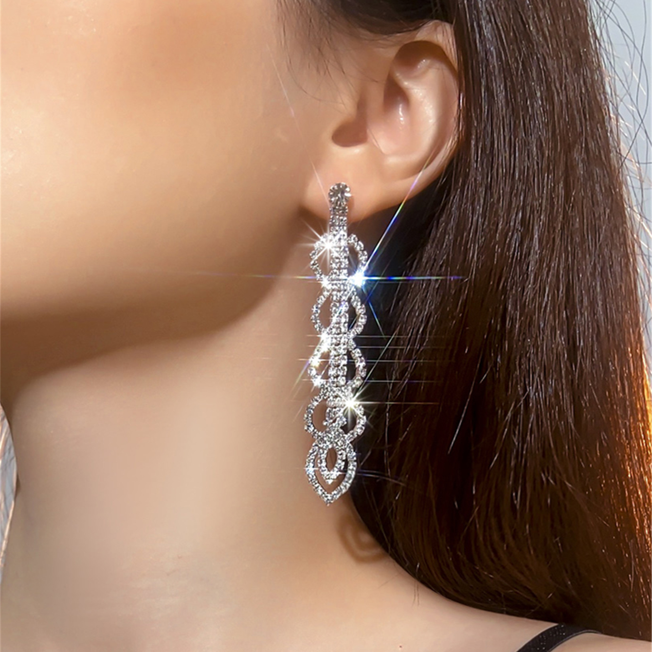Luxurious Geometric Rhinestone Tassel Drop Earrings 1 Pair display picture 1