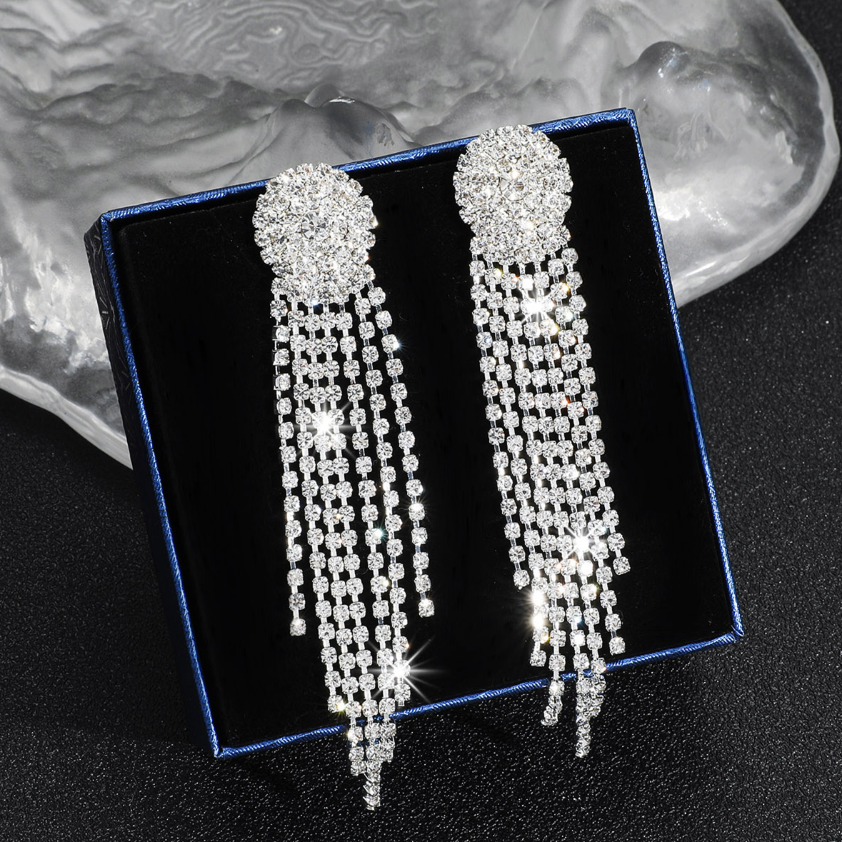 Luxueux Géométrique Strass Gland Boucles D'oreilles 1 Paire display picture 10