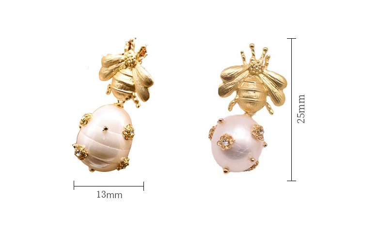 1 Pair Simple Style Bee Pearl Inlay Pearl Zircon Drop Earrings display picture 5