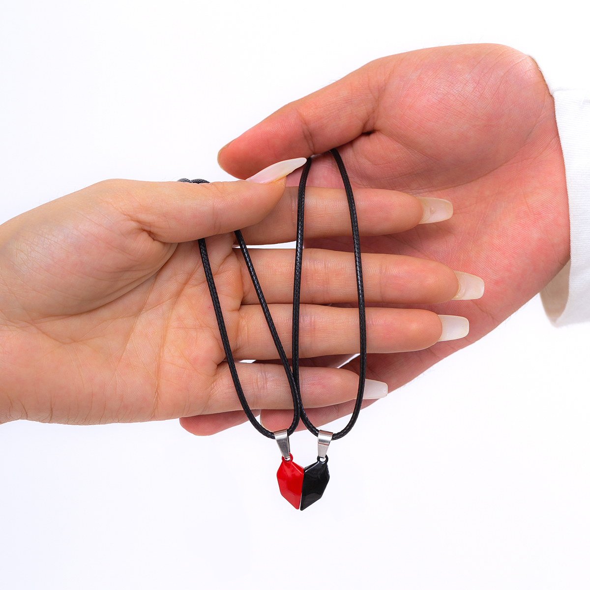 Fashion Heart Shape Wax Line Magnetic Knitting Women's Pendant Necklace 1 Piece display picture 4